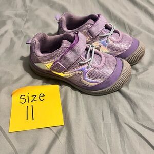 Size 11c kid shoes